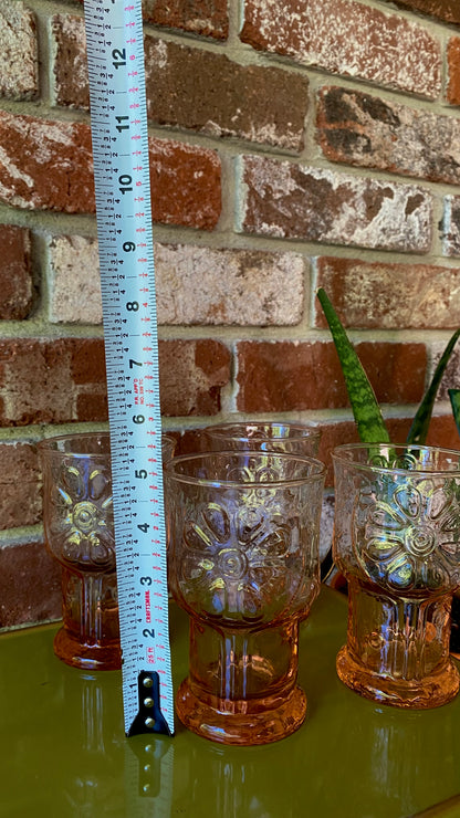 Set Of 4 60’s Vintage Pink Country Garden Embossed Daisy Drinking Glasses By Libbey